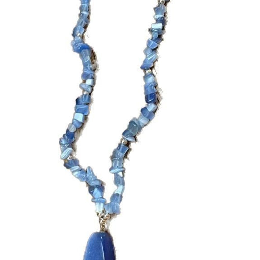 Vintage Blue Cat’s Eye Glass Chip Beaded Necklace with Matching Pendant