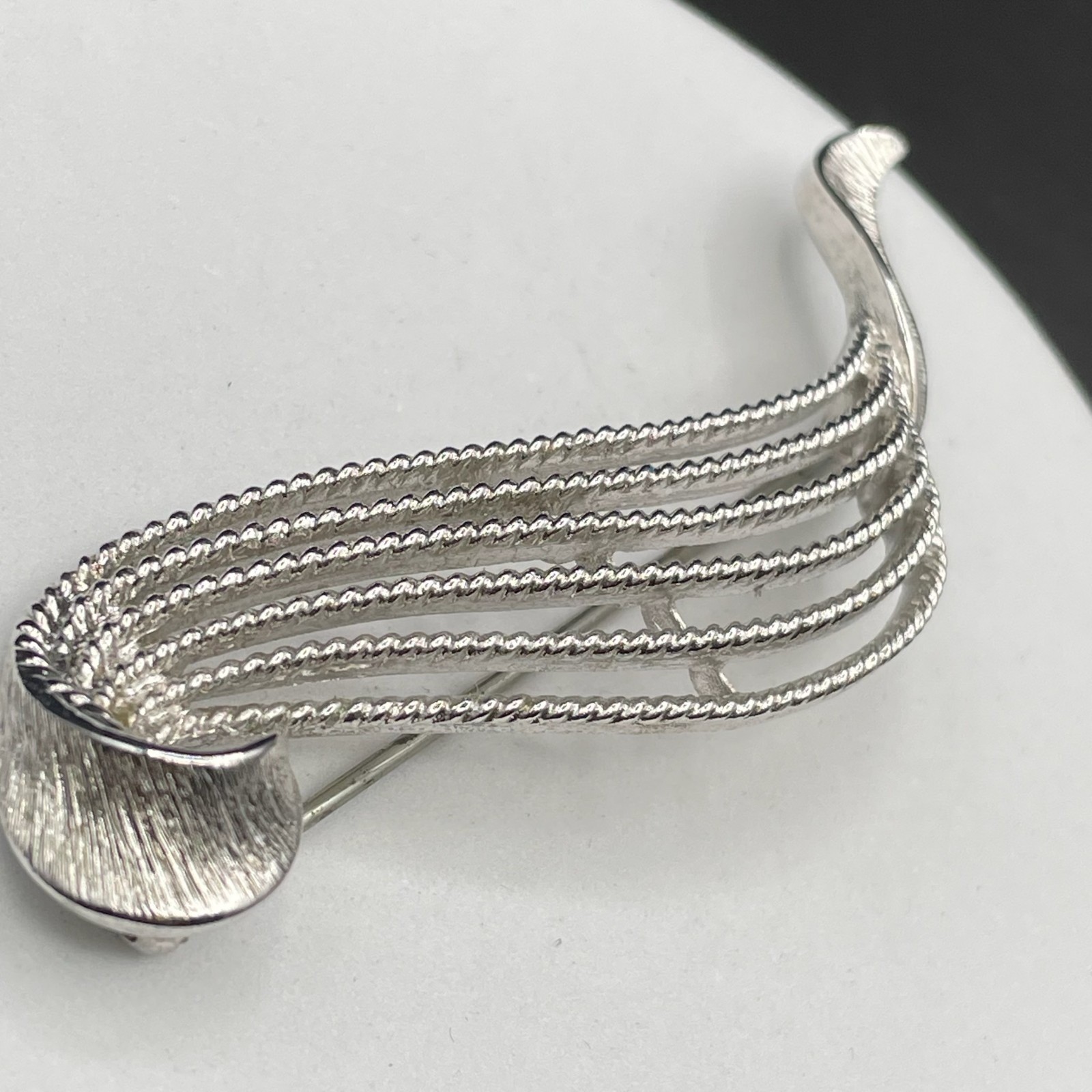 Swirl Brooch Silver Tone Ribbon Textured Layered Vintage Geometric