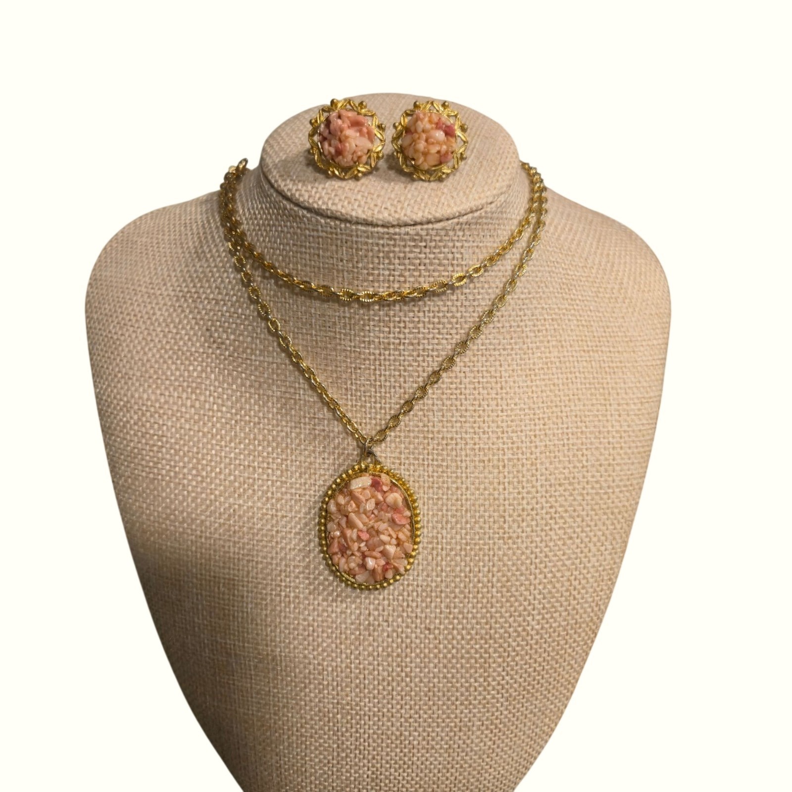 Vintage Pink Agate Chip Necklace and earring set Pendant retro costume Jewelry