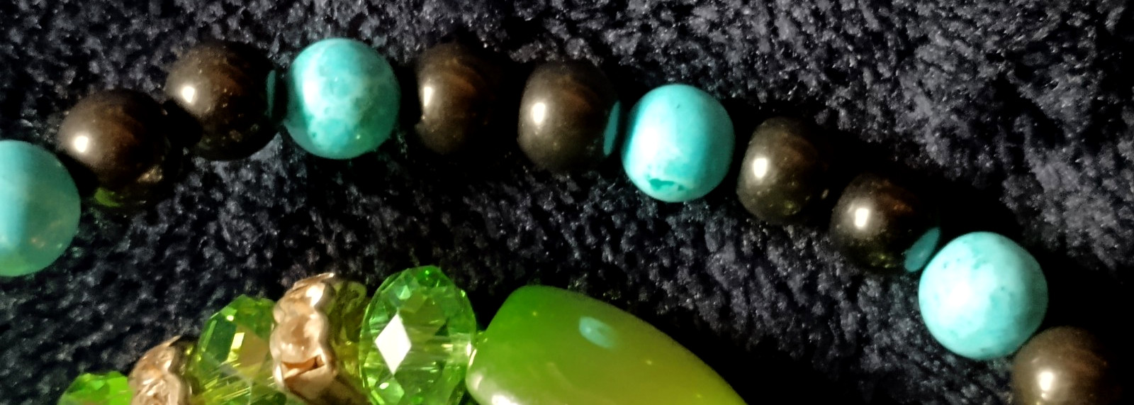 3 Different GREEN Glass bracelets 1960s-70s