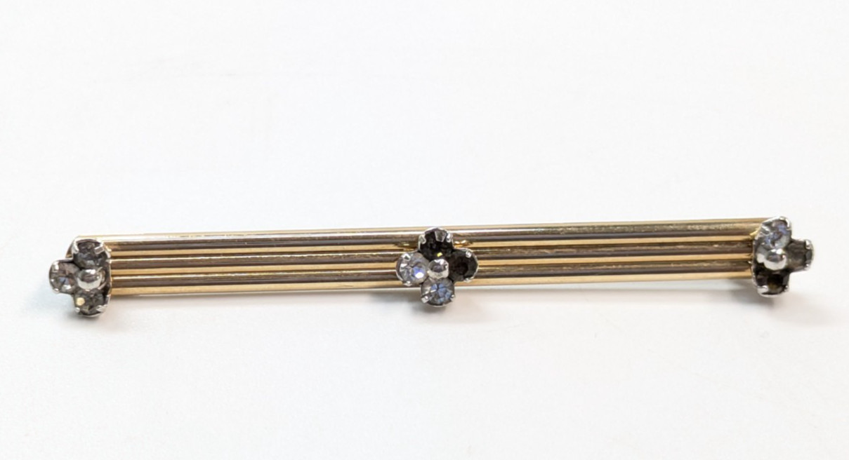 VTG Krementz Ribbed Gold Tone Bar Clear Glass Rhinestone Brooch Pin 2.5″