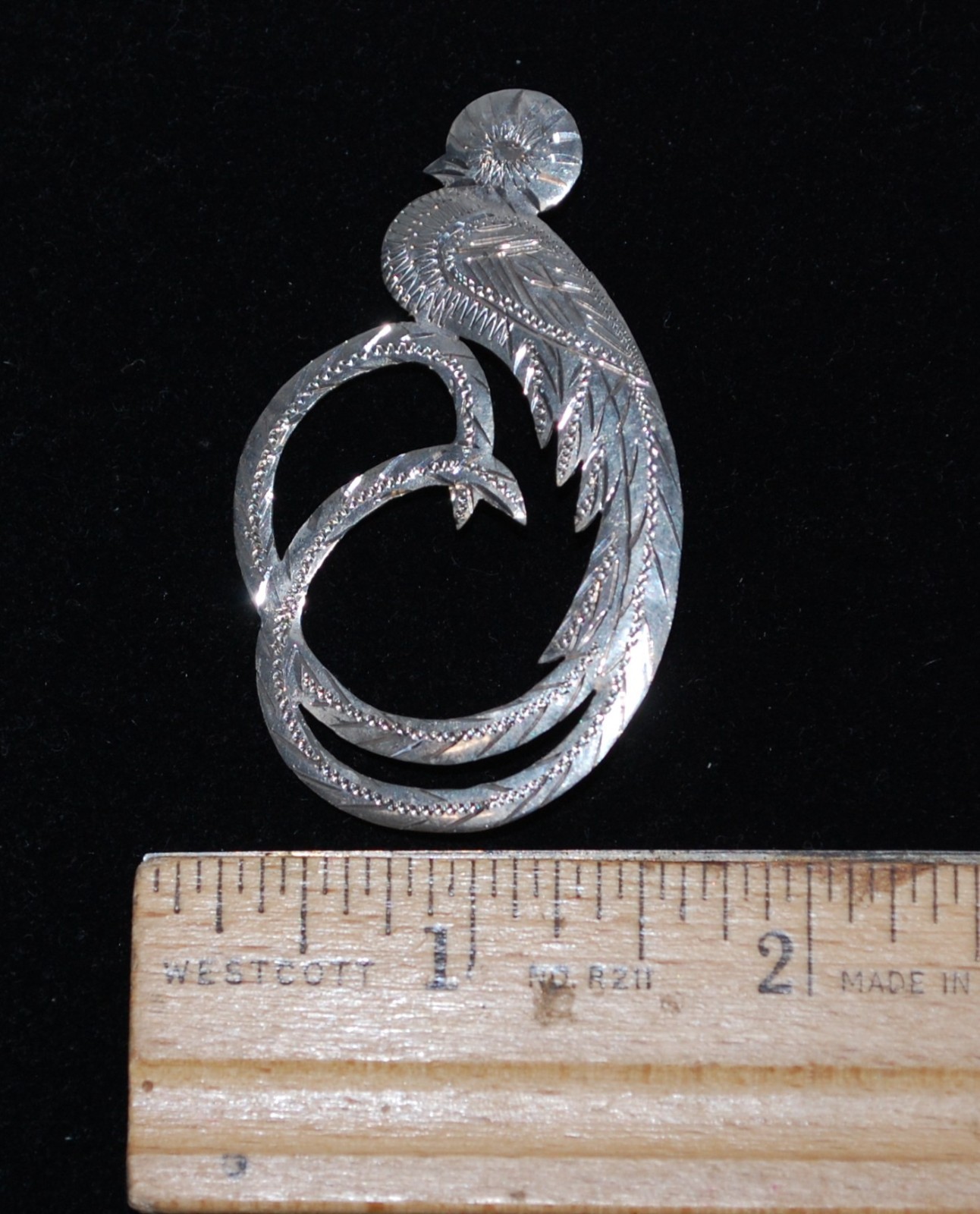 Vtg. Guatemala 900 Silver Signed Gurte Etched Quetzal Bird Pin/Brooch Preowned