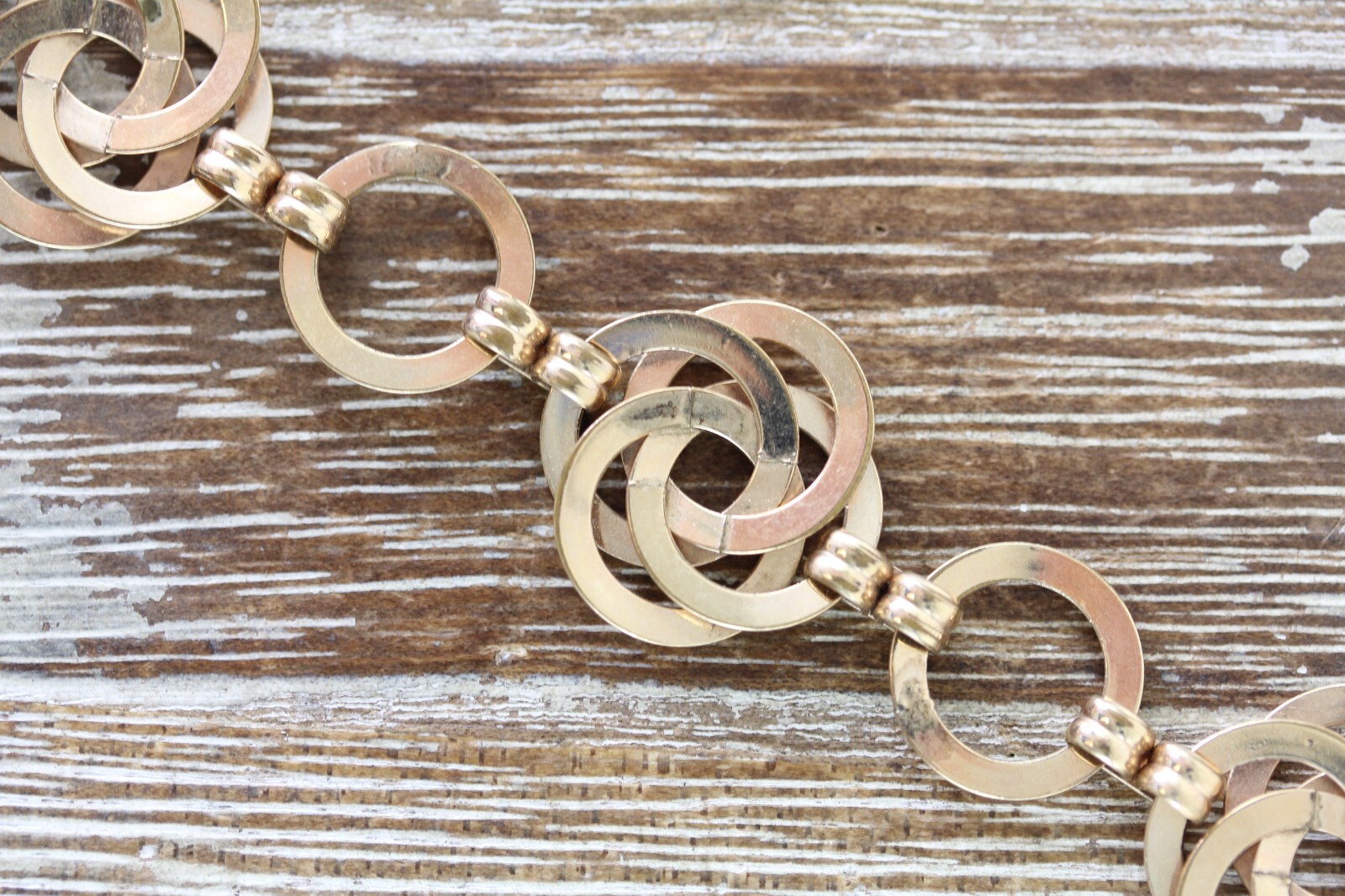 VINTAGE 1940s CIRCLE KNOT GOLD FILLED CHAIN LINK BRACELET 7.25″ RETRO STACK