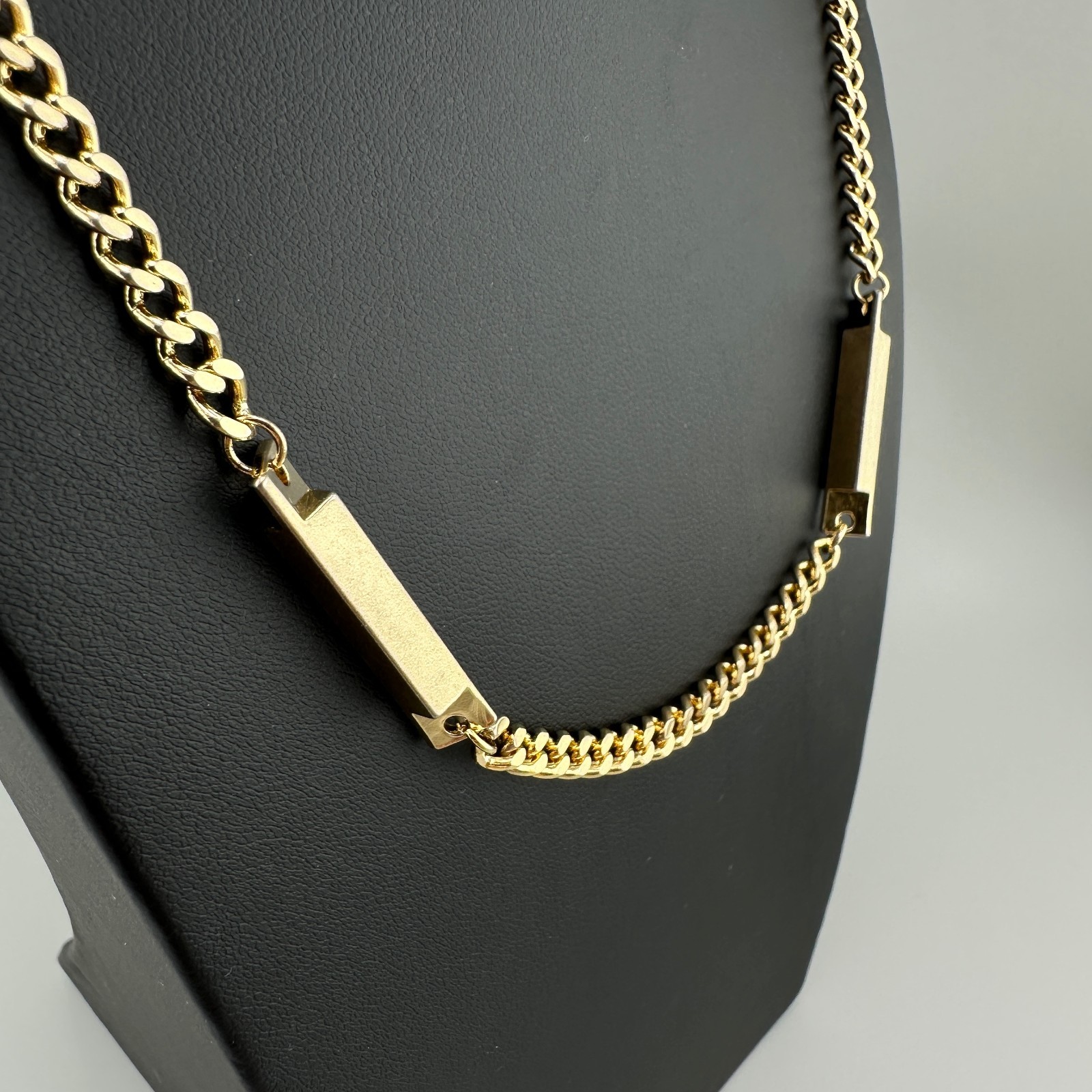 Vintage Chain Necklace Gold Tone Curb Bar Link 18″ Spring Ring Clasp 1990s Y2K
