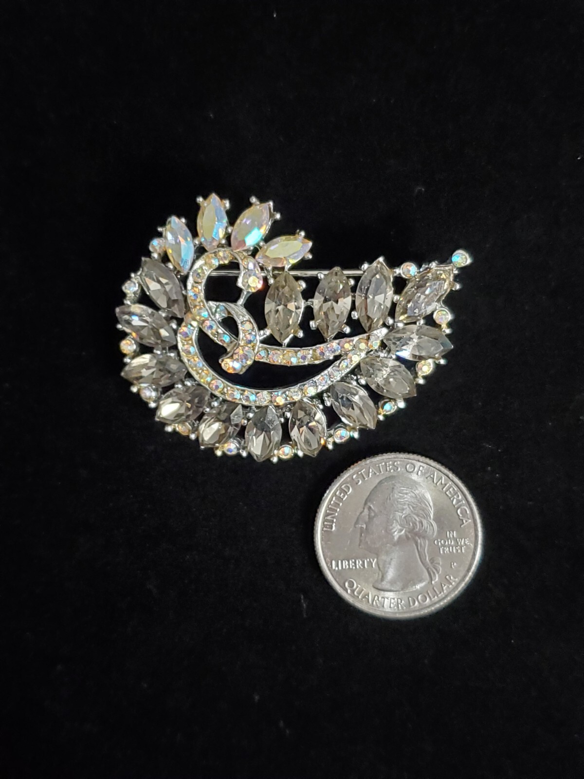 Stunning Vintage Smokey Gray & Arora Borealis Rhinestone Swirl Ribbon Brooch Pin