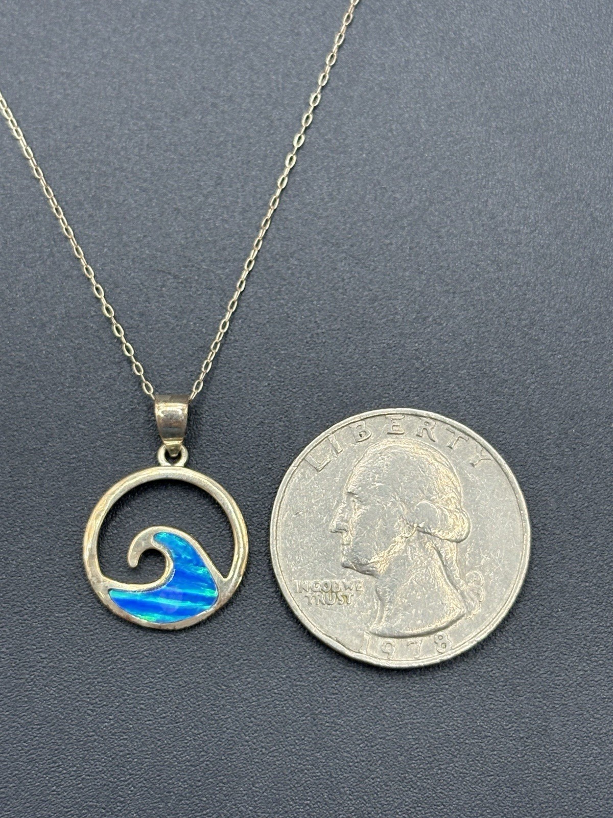 Vintage 18″ Sterling Silver Blue Opal Wave Pendant Necklace E5