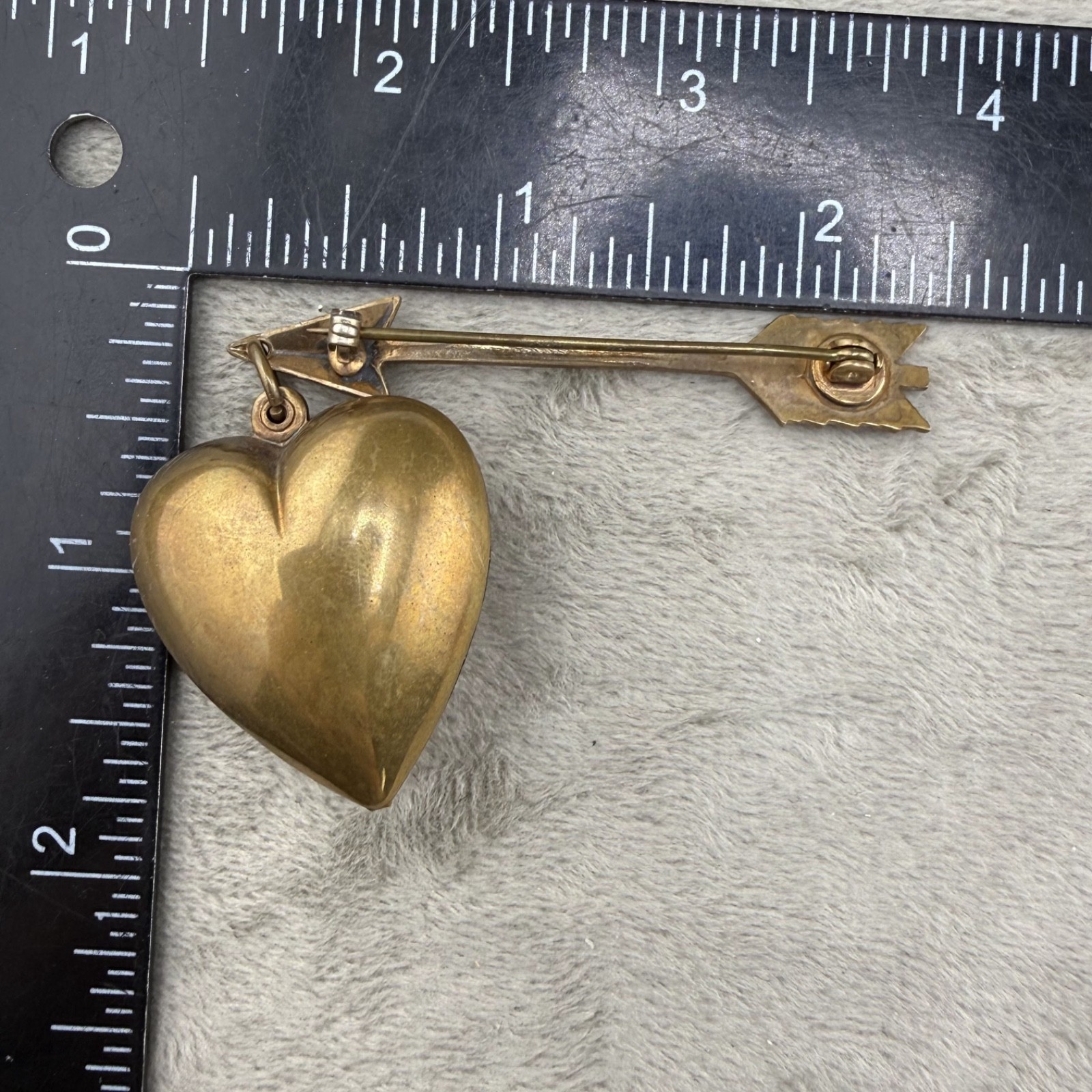 Vintage Brooch Lot of 2 Puff Heart Arrow Gold Tone