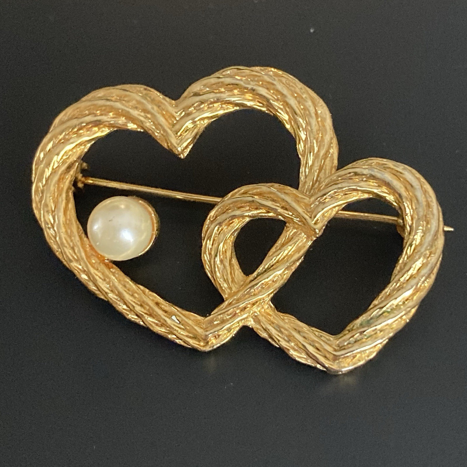 Vintage / Now Brooch Lot of 10 AAI Hearts Flowers Rhinestones Gold & Silver Tone