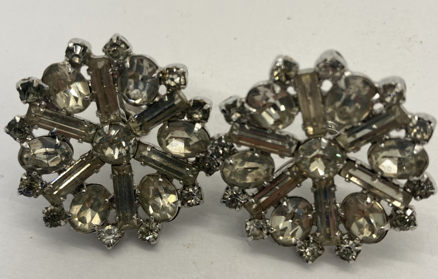Vintage 40’s Art Deco Rhinestones Circle brooch pin & Screw Back Clip OnEarrings