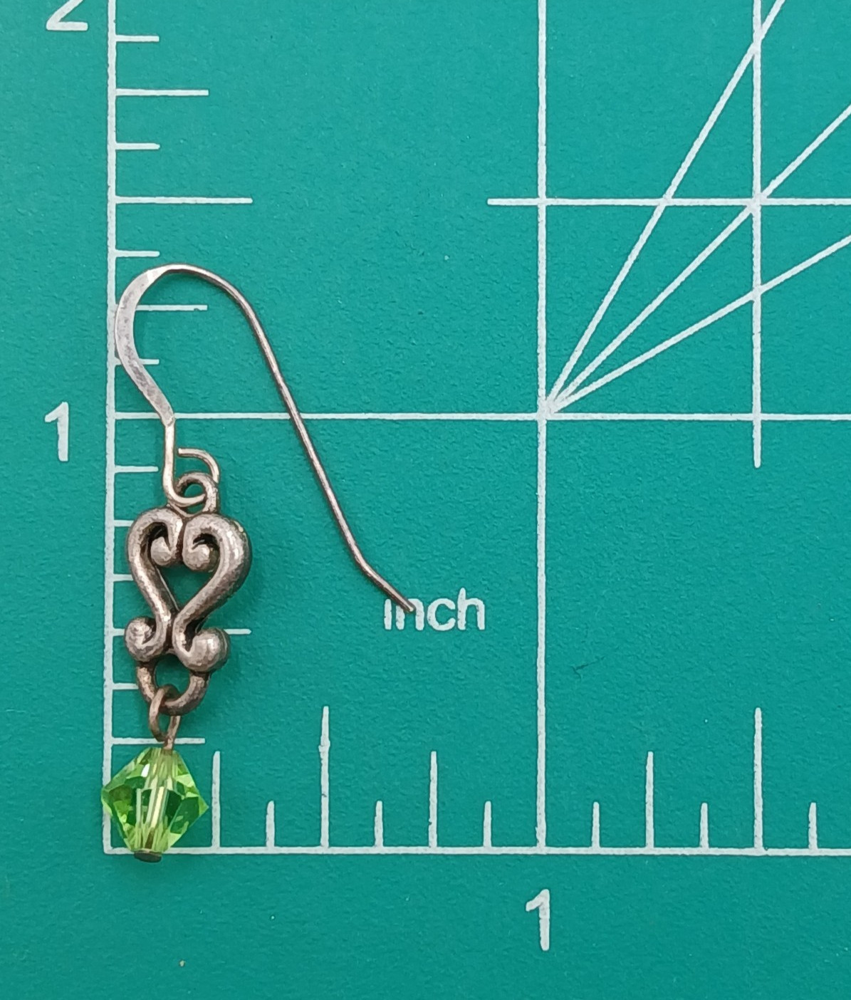 VTG 925 Green Bicone Crystal Earrings 1.25in Drop Sterling Silver Heart Scroll