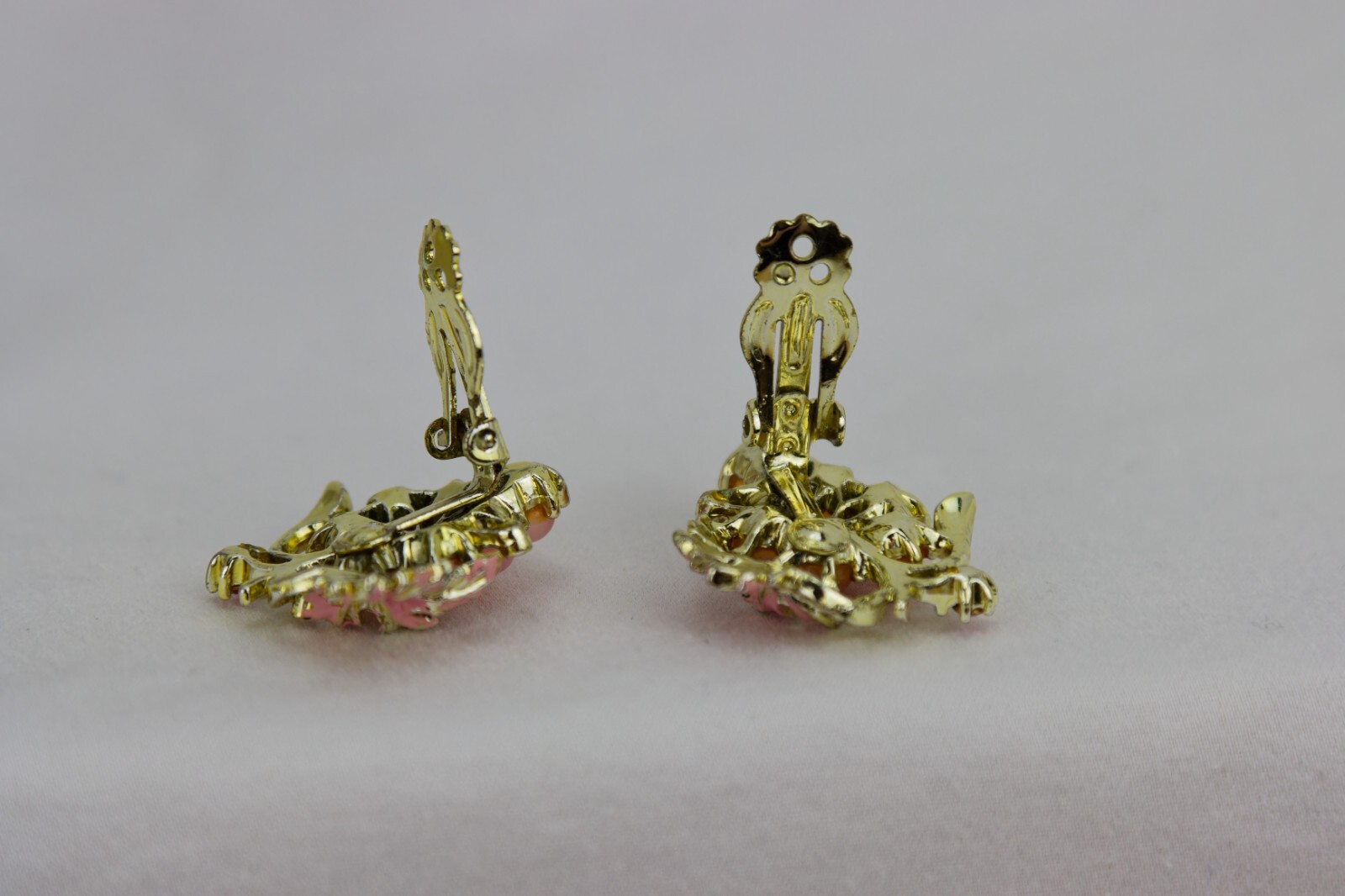 Pink Moonglow Clip-On Earrings, Grape Clusters, 14gr