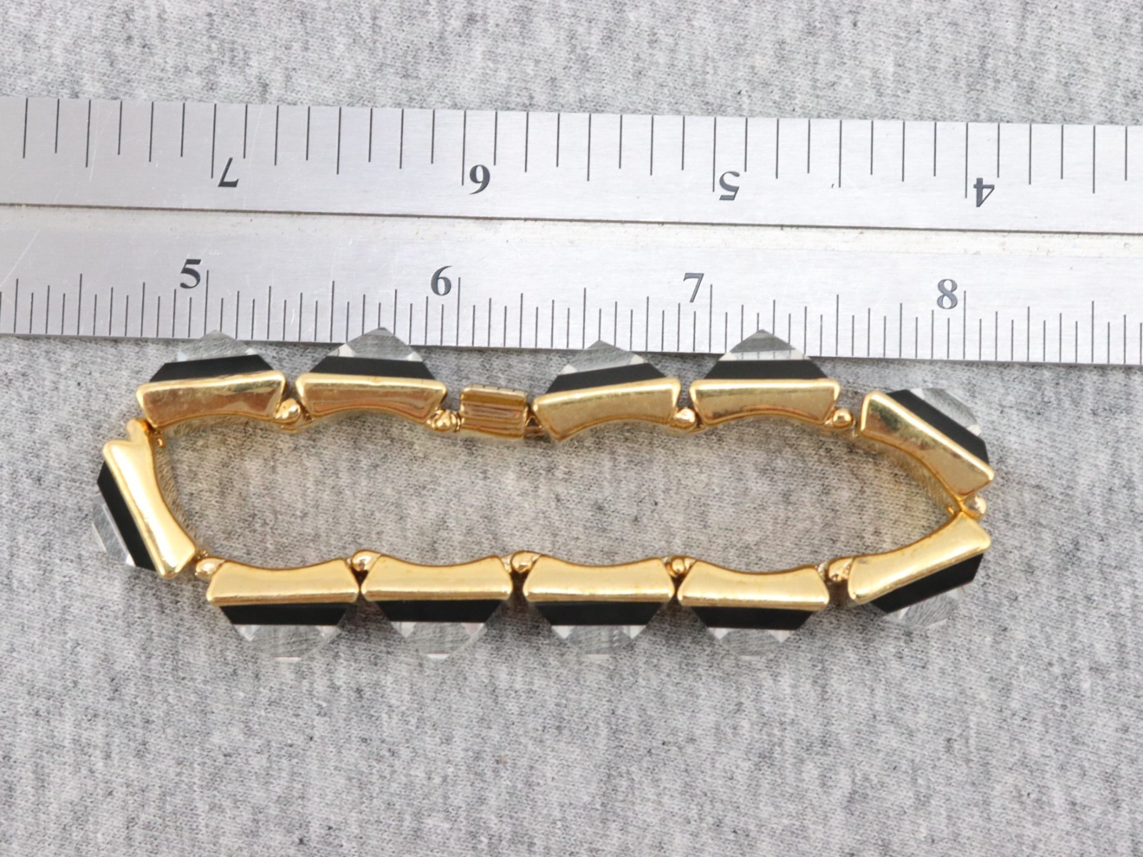7″ Vintage Henri Bendel Square Crystal Rhinestone Clasp Bracelet Gold Tone Heavy
