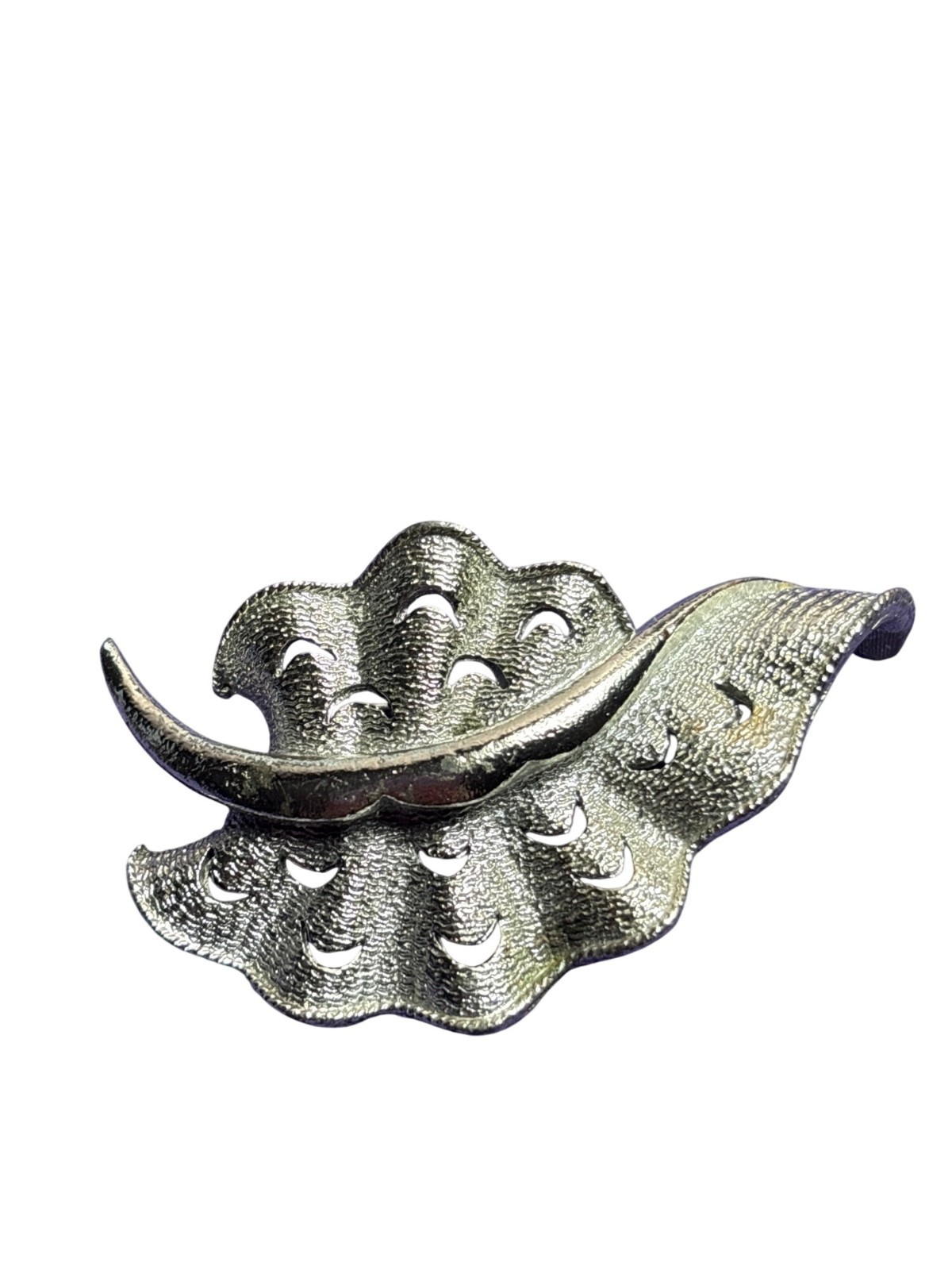 Vintage Silvertone Leaf Brooch 2 3/8 inches Metal Wear