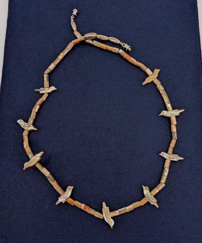 Vintage Birds Fetish Necklace Carved Mother of Pearl Earth Tones Southwestern