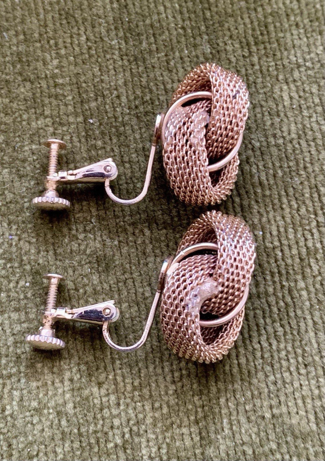 Vintage Gold-Tone Mesh Love Knot Screw Back Clip On Earrings