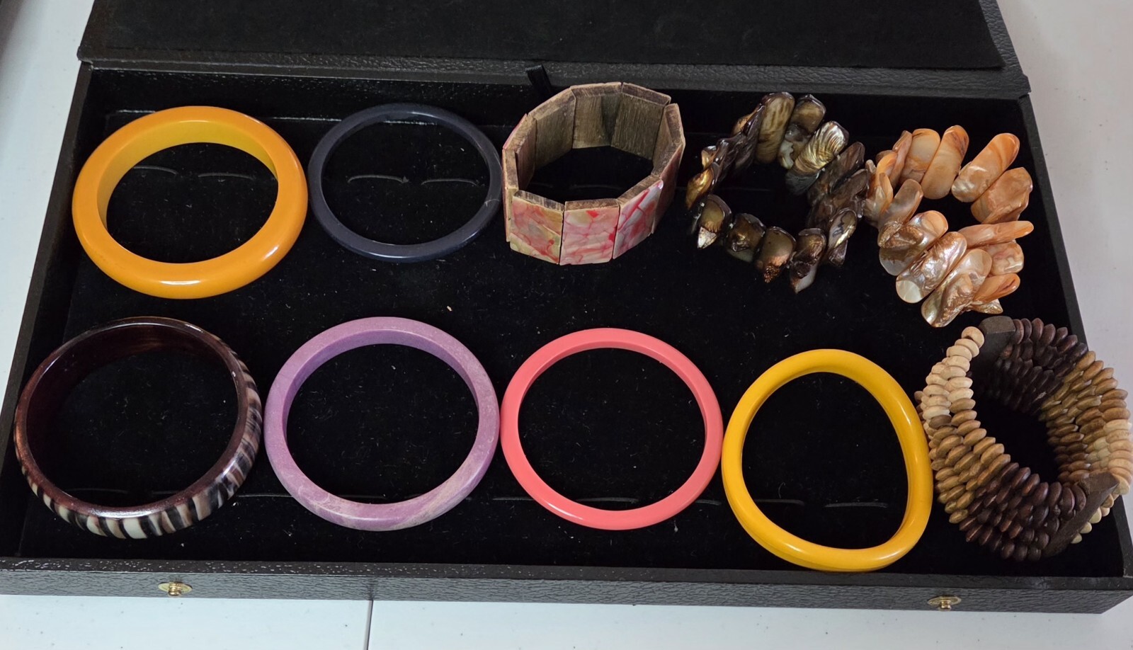 Vintage 70’s, 80’s Bangle Bracelets Plastic, Pooka,Bamboo Shell Lot Of 20
