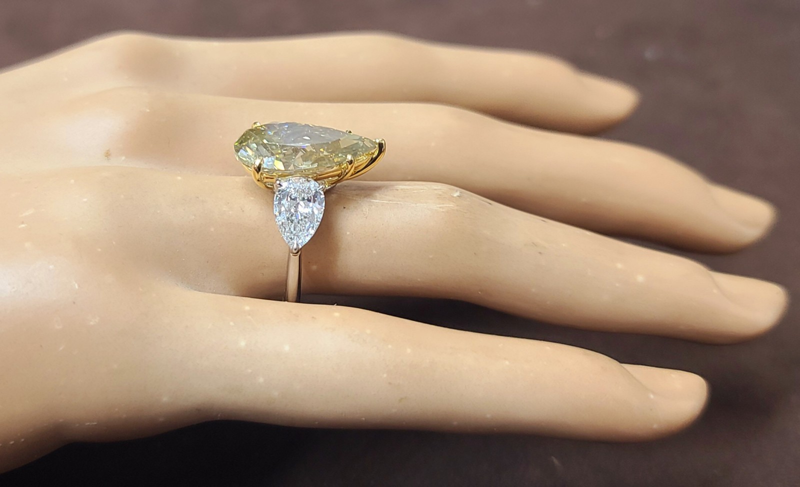 Platinum 18k Gold Engagement Ring 7.13ct.Natural Pear Champagne Diamond GIA