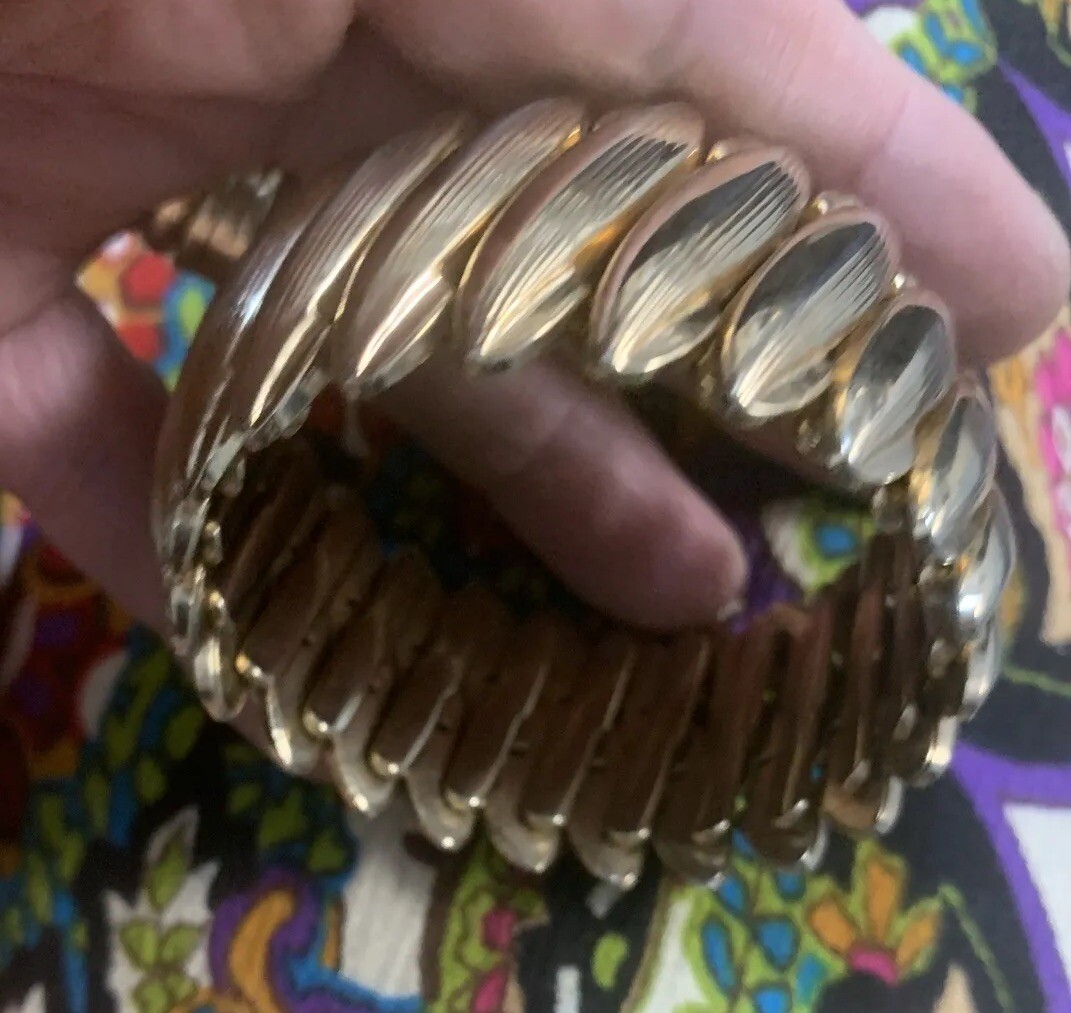 Vintage bracelet Bergere expanding link gold tone Made in Japan – DEBLOT