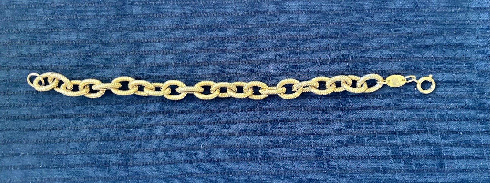 Vintage Joan’s Collectibles Gold Tone Textured Cable Link Bracelet – 8.25″ Long