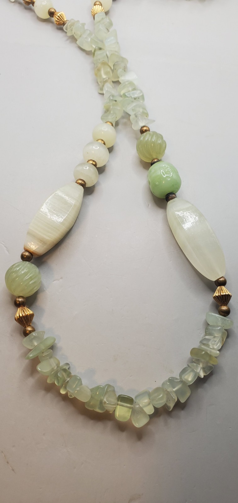 Vintage Estate Jadeite & Quartz TESTED Gemstone 28″ Necklace With Barrel Clasp