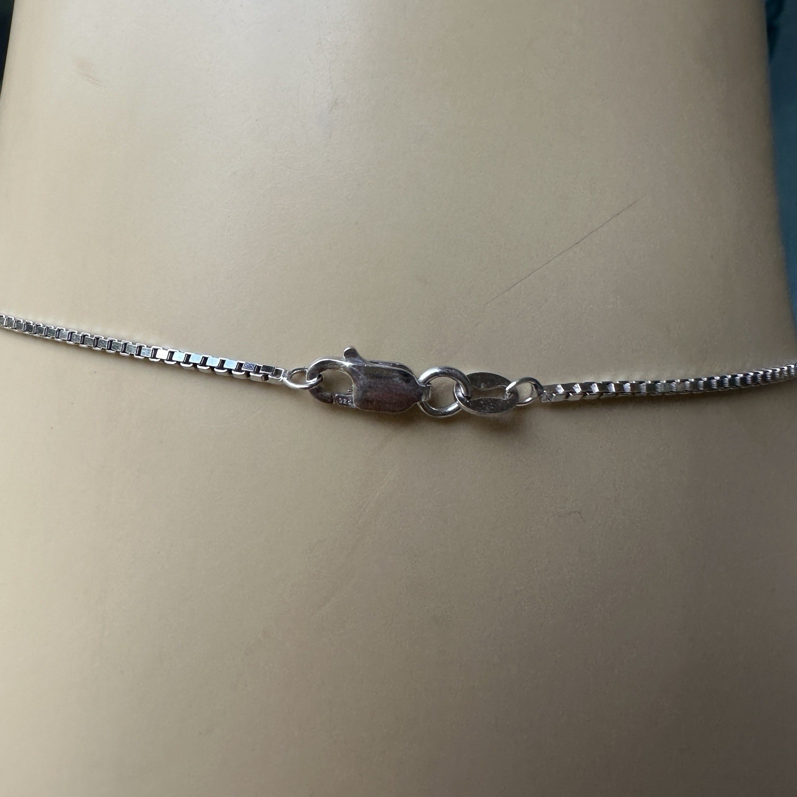 VTG ATI Mexico Pendant Necklace 19 Inch Dome Oval 925 Sterling Italy Chain 16.7g