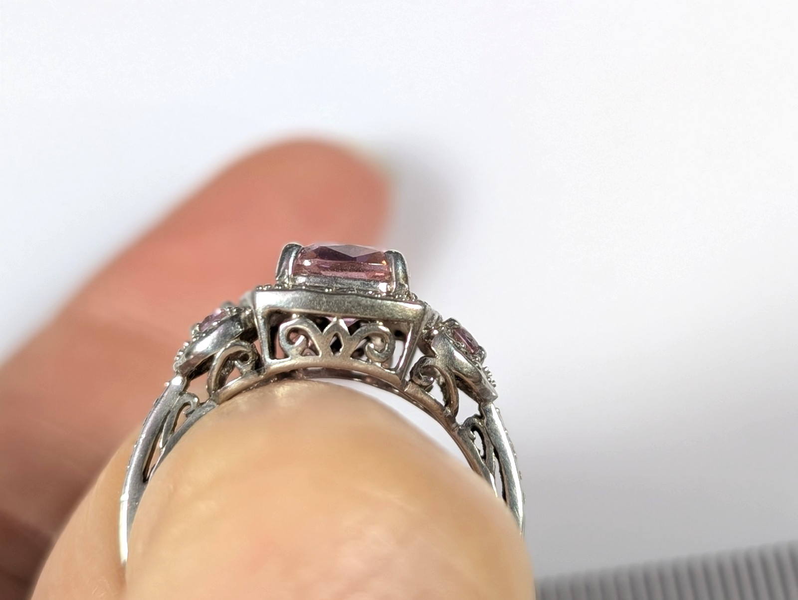 Vtg Sterling Silver 925 Pink CZ Cushion Cut Halo Ring w/ Side Stones H925 Size 7
