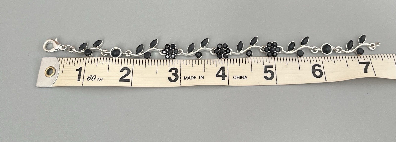 VTG Silver Tone Black Rhinestone Floral Vine Necklace-Bracelet-Earring Set