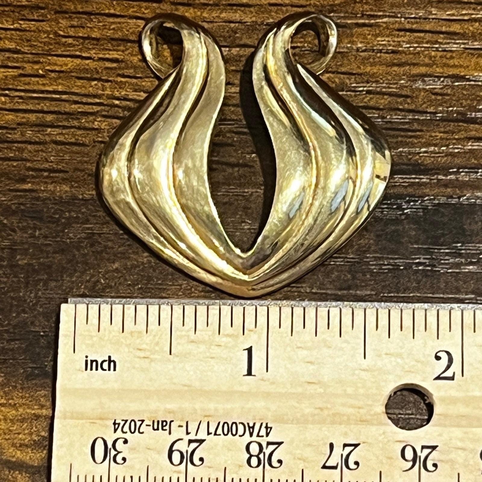 Vtg Sarah Cov Gold Tone Sculptural Wave Hidden Pendant 1970s Modernist