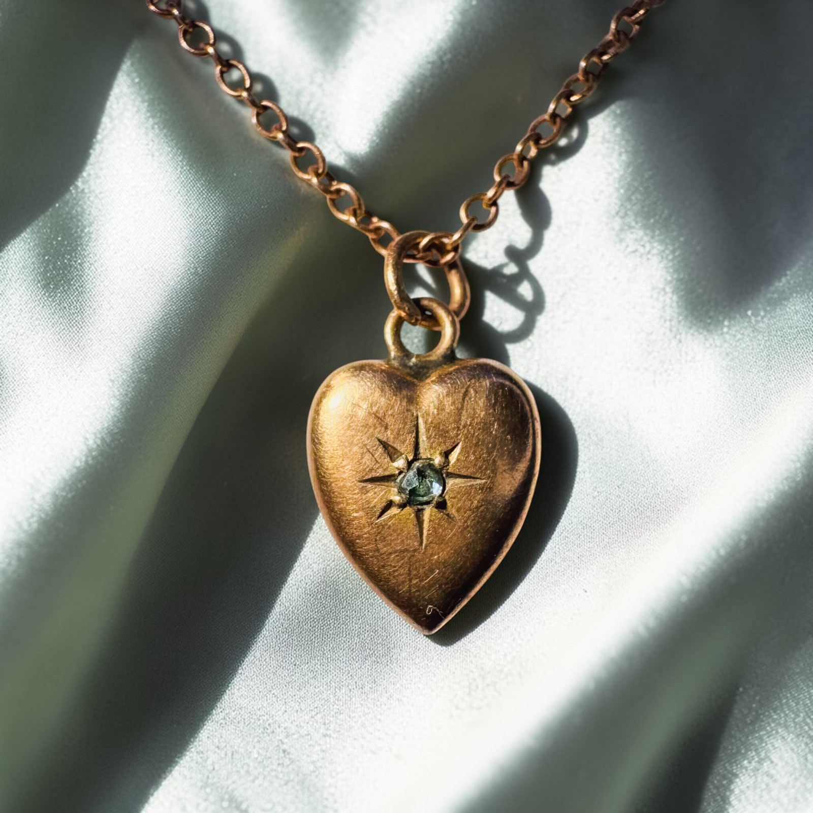 ANTIQUE 10K Gold Old Mine Cut Diamond Heart Puff Necklace -14″ -Victorian -1.6g