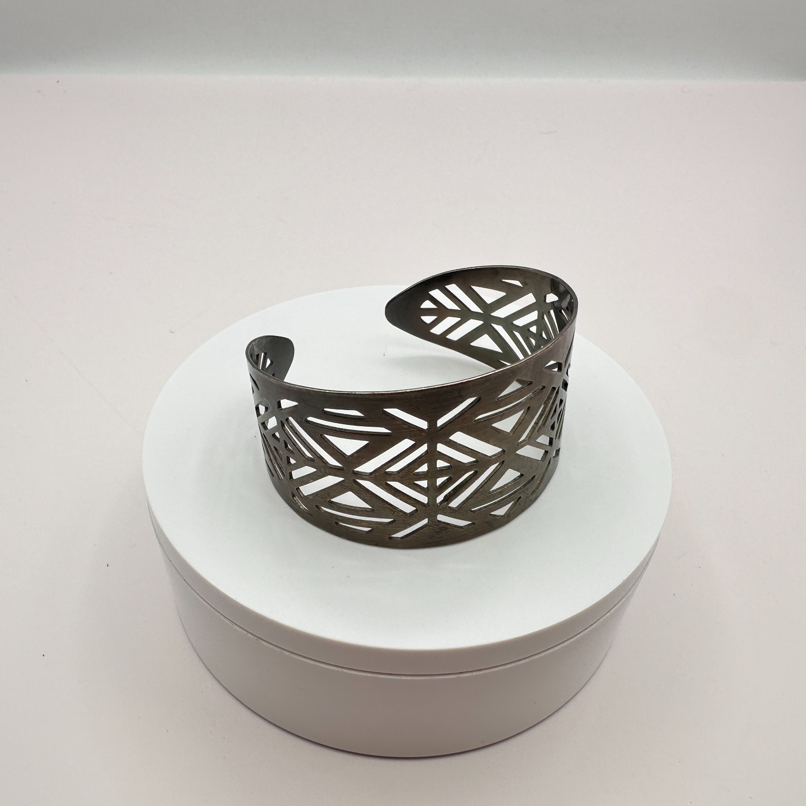 Vintage 80s Silver Tone Cutout Cuff Bracelet Geometric Wide Statement Jewelry