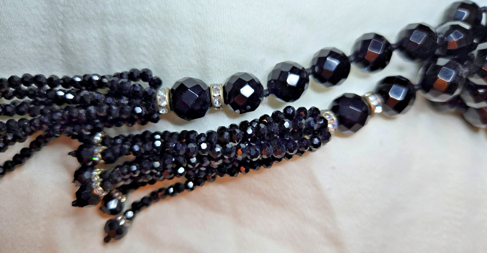 Coldwater Creek Black Flapper Necklace Glass Bead Rope Opera Lariat Sautoir VTG