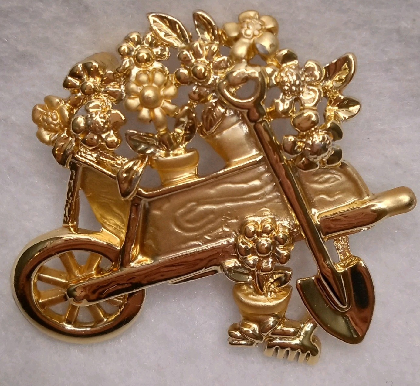 Wheelbarrow of flowers Brooch, gold tone, garden, spring Flower Cart AJC