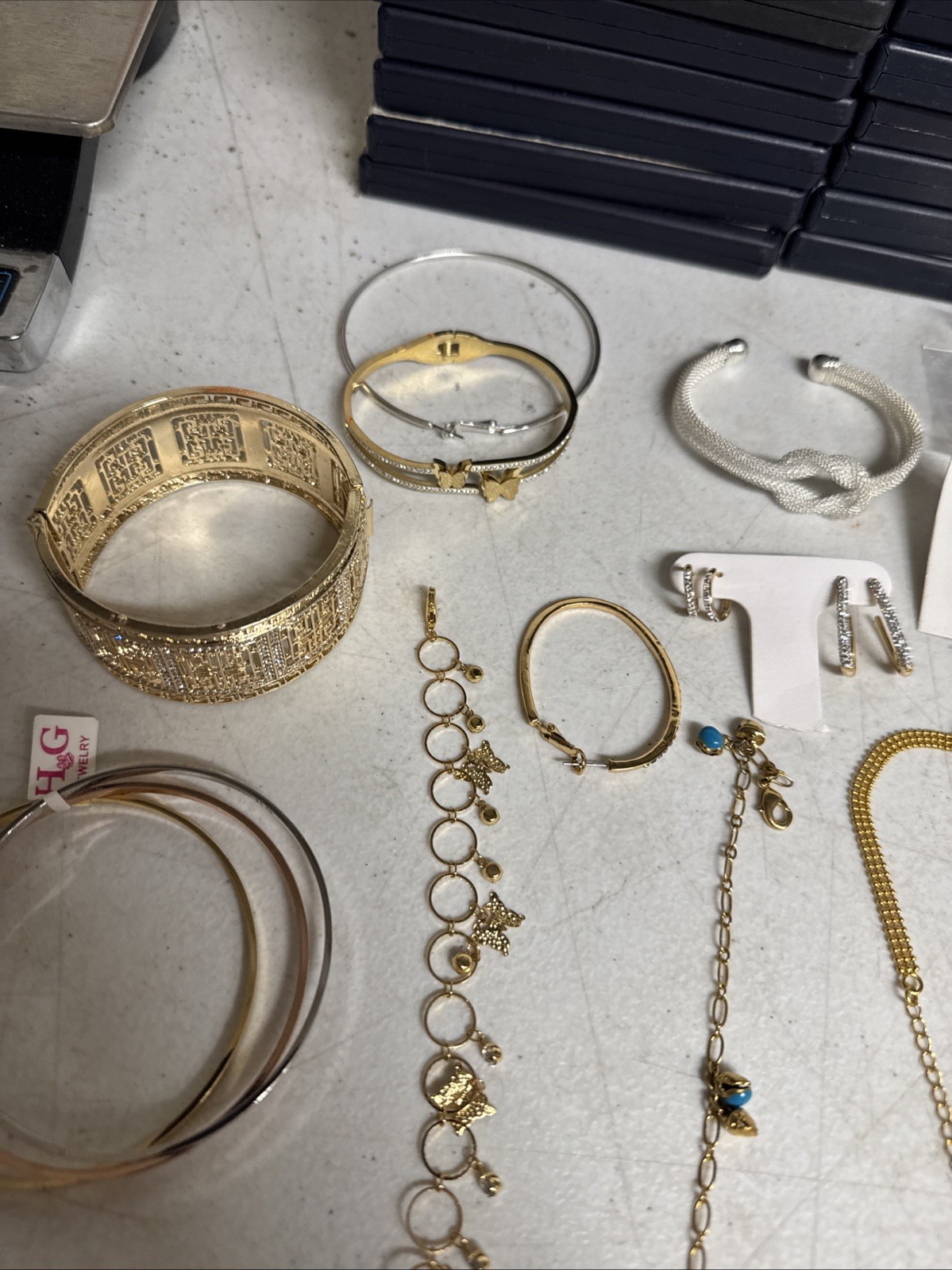 Lot Of Mix Vintage JEWERLY #5