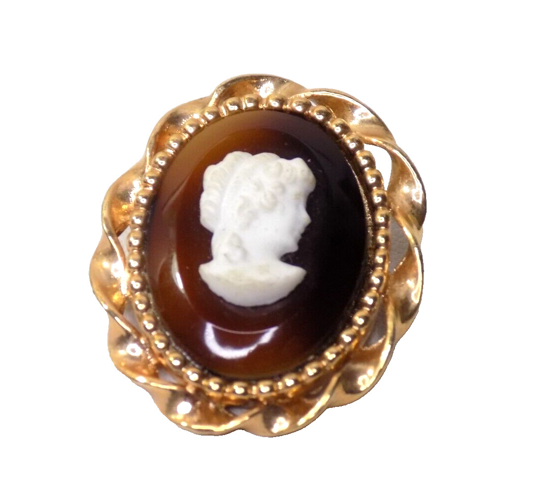 Vintage Emmons Cameo Brooch Gold-tone Brown White Victorian Lady 1-3/8″ Long