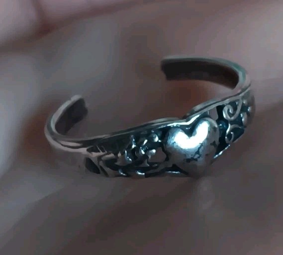 Vintage Y2K Early 2000s Heart Sterling Silver Toe Ring Size 3.25