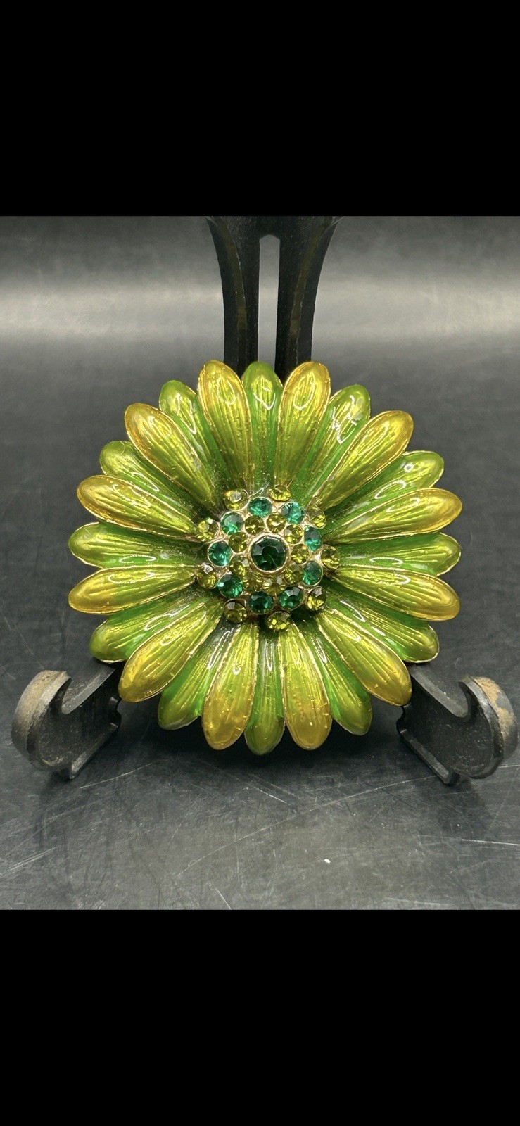 Lovely Vintage Monet Gold tone 2″ Green Enamel Rhinestone Brooch