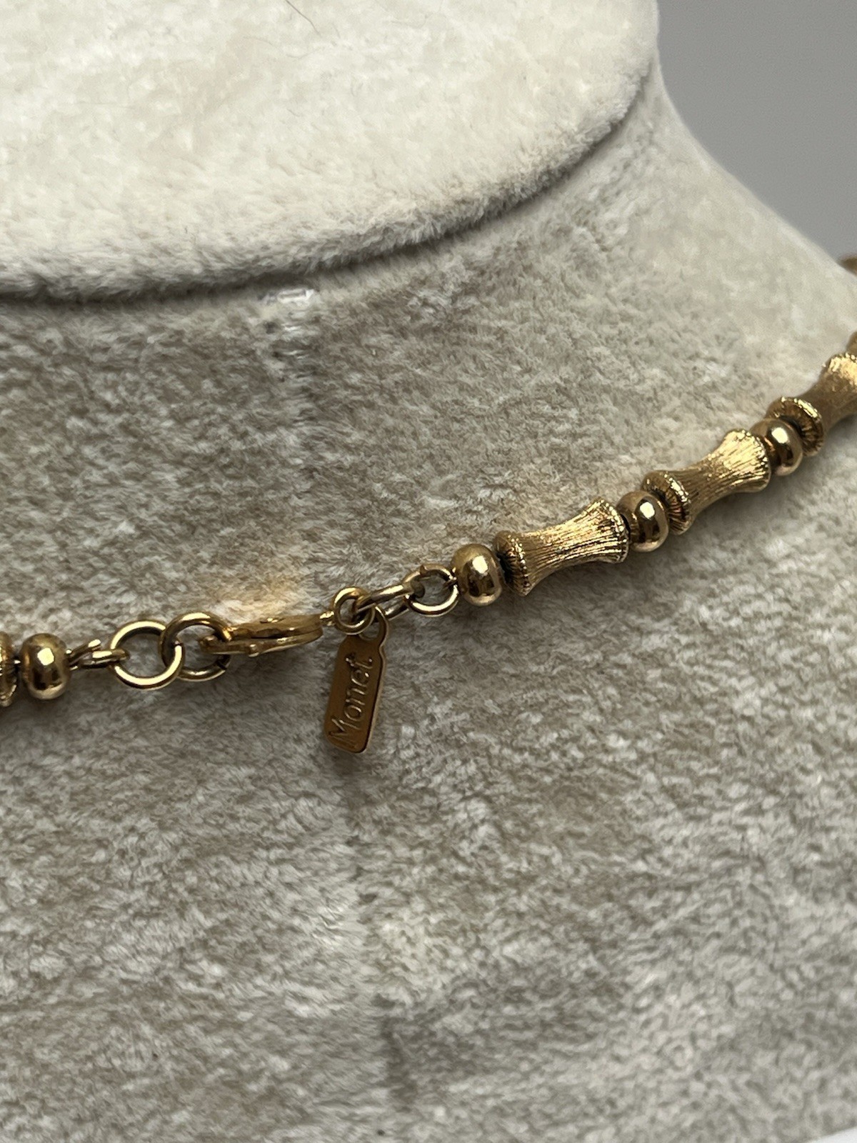 Vintage Monet Bamboo Embossed Gold Tone Necklace EUC 24”