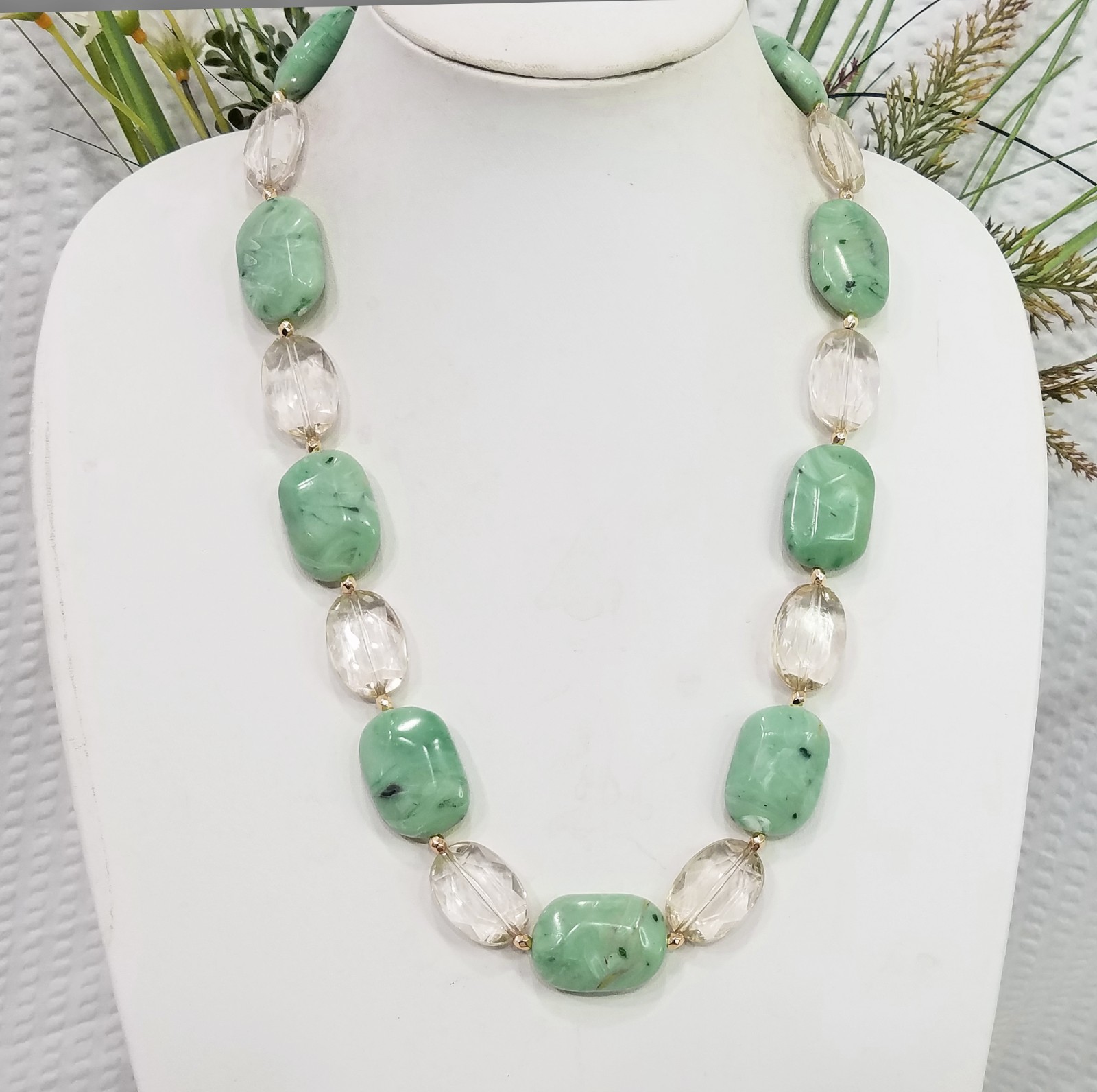Vintage Chunky Celadon Green & Clear Acrylic Crystal Bead Gold Tone Necklace