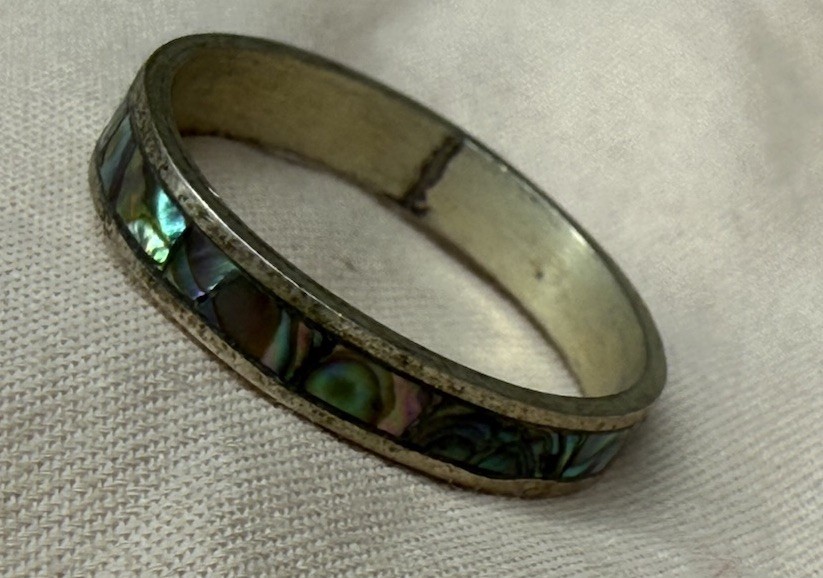 Vintage Abalone Shell Inlay Ring Band Boho Estate Jewelry Size 8
