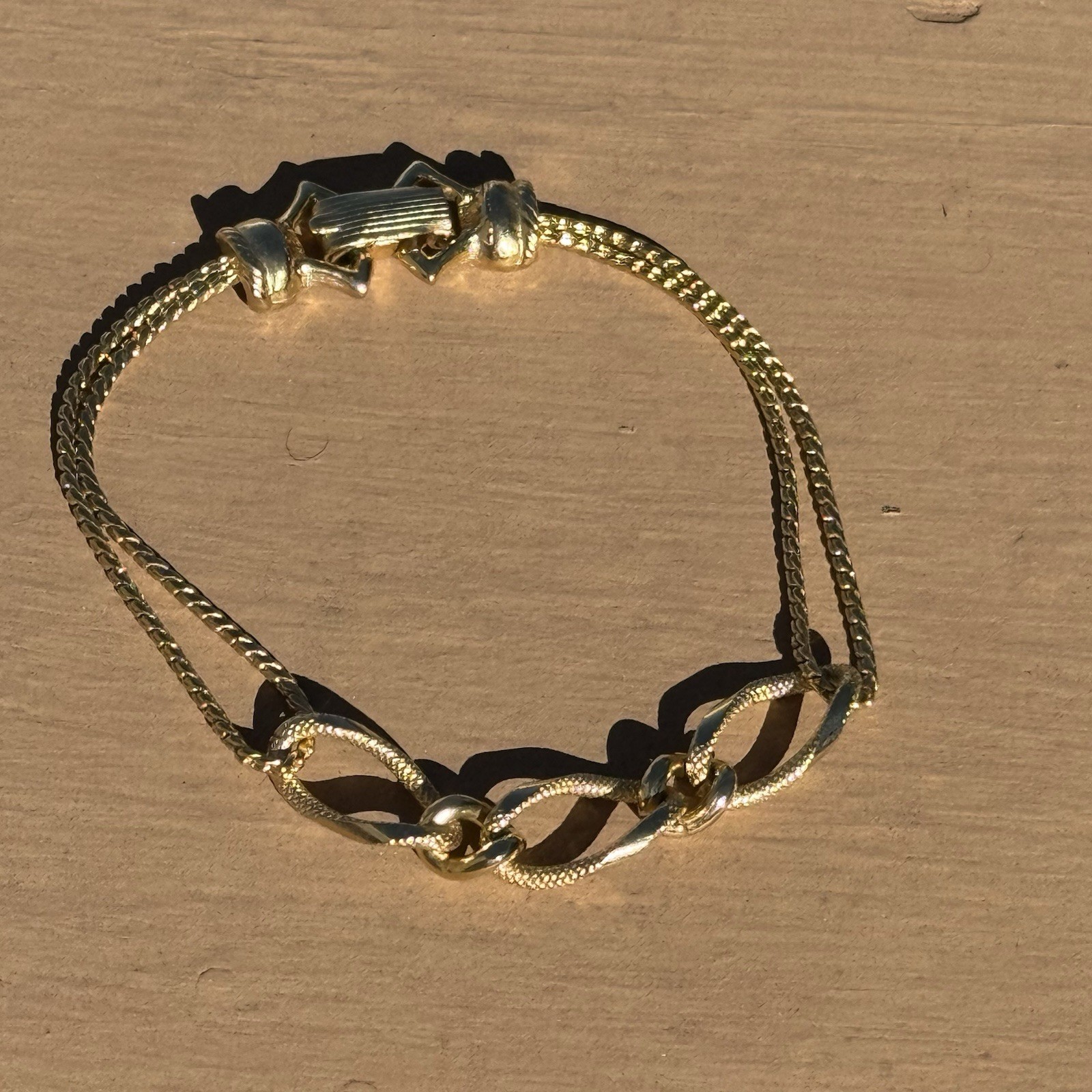 Vintage Goldette Gold Tone Fancy Chain Link Textured Finish Oval Links