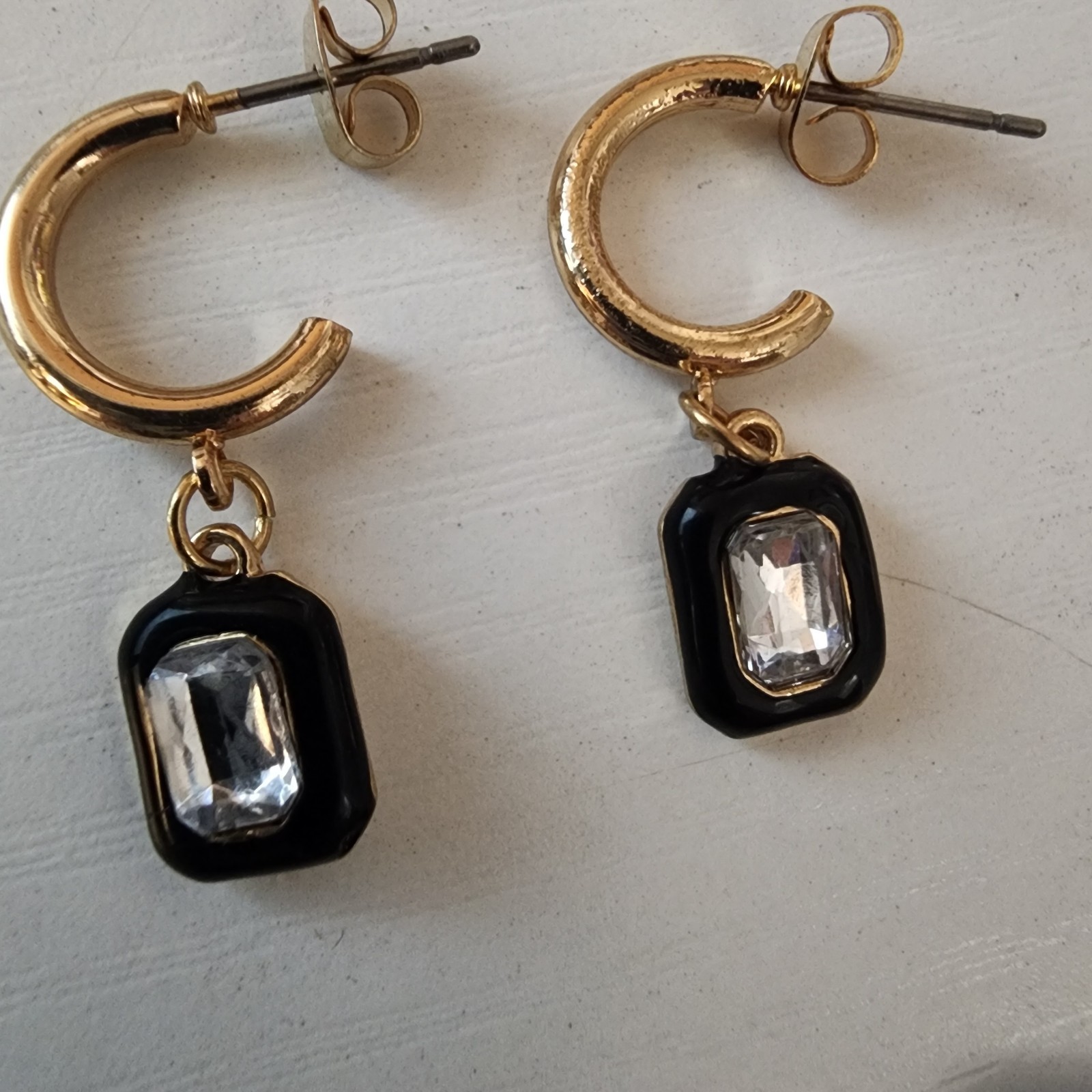 2 Sets Of Vintage Black Enamel Gold Tone Earrings Gothic Dangle And Hoop