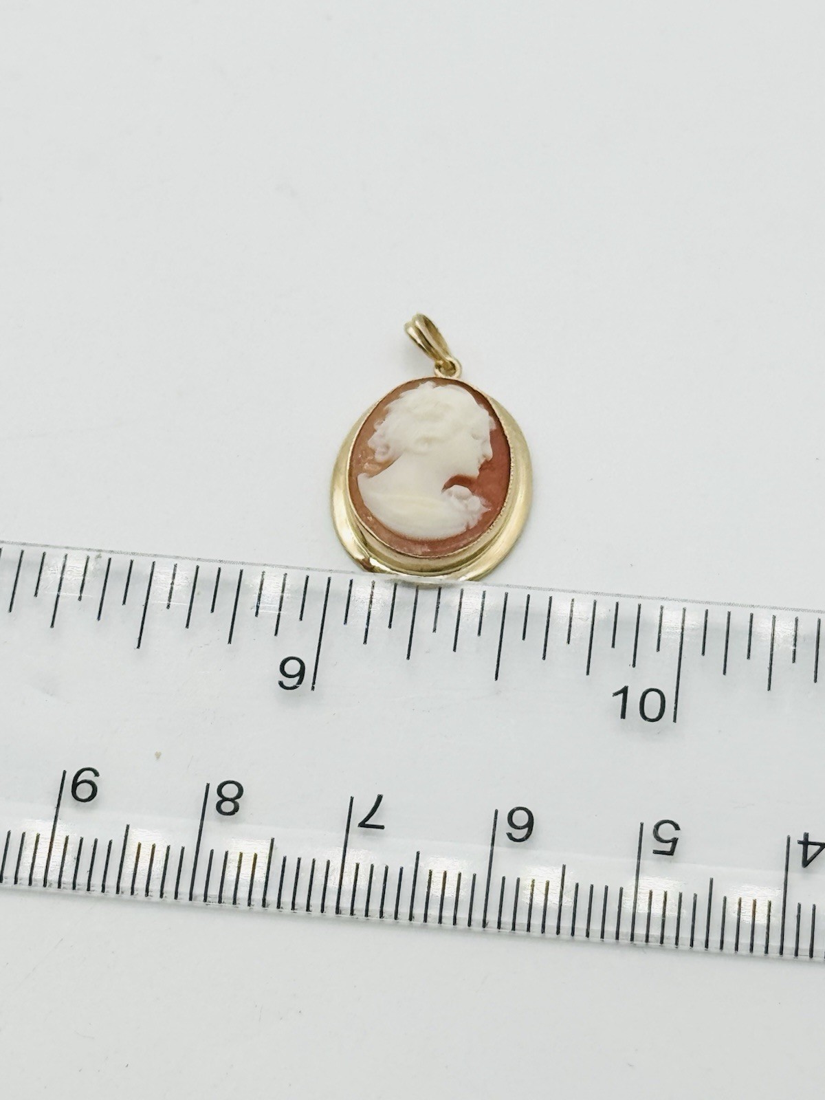 Victorian BDA 10k Yellow Gold Pendant Hand Carve Conch Shell Authentic Cameo G1