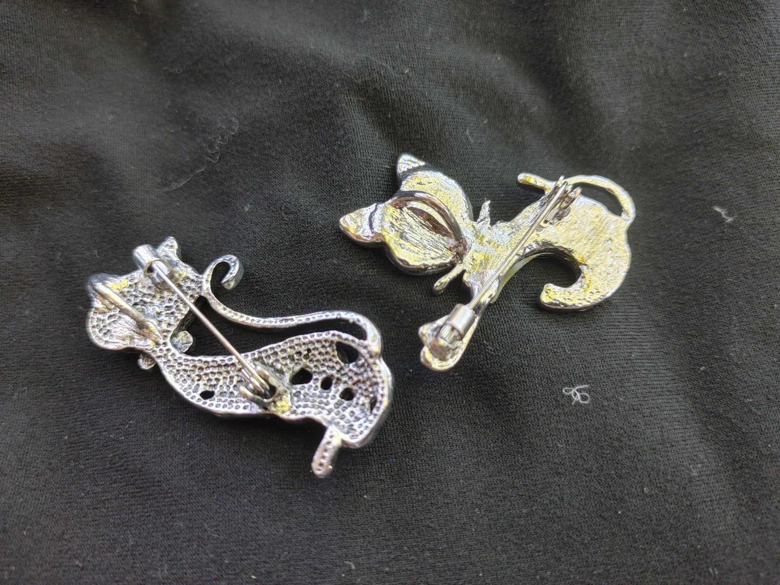 2 Pc. Lot Of Whimsical Retro Cat Brooches Faux Abalone Silver Tone 2″