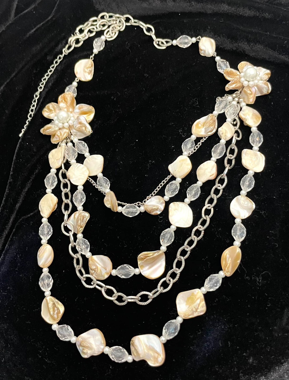 Seashell Statement Multi Strand Necklace Mother of Pearl Beads Flower Pendants