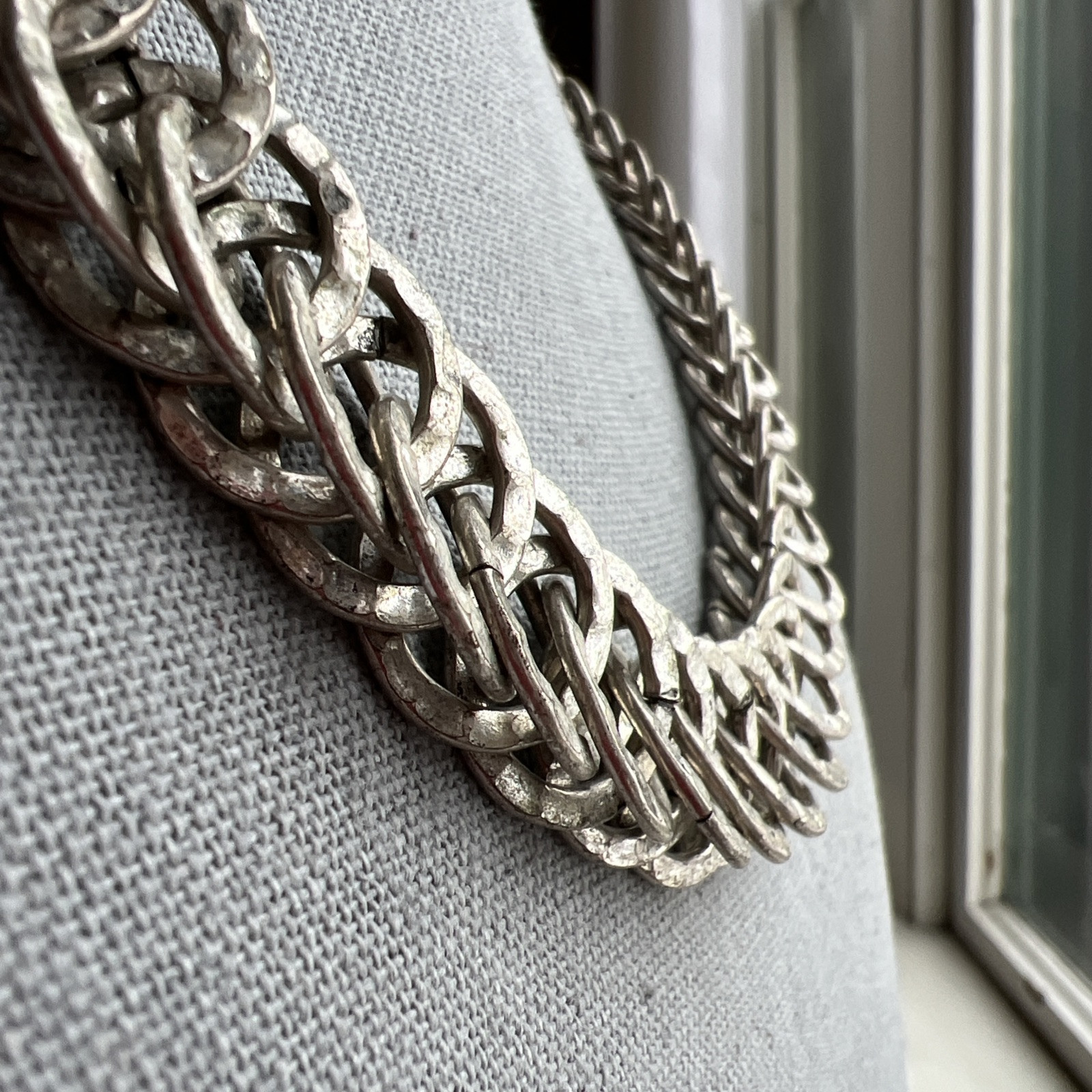 Vintage Double Link Silver Metal Necklace; Signed AV; Beautiful!