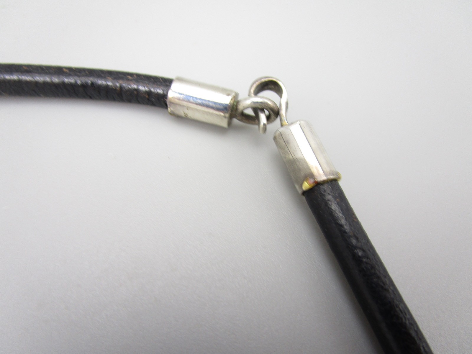 UNUSUAL PEPE CERROBLANCO MEXICAN STERLING SILVER LEATHER CHOKER NECKLACE 44G