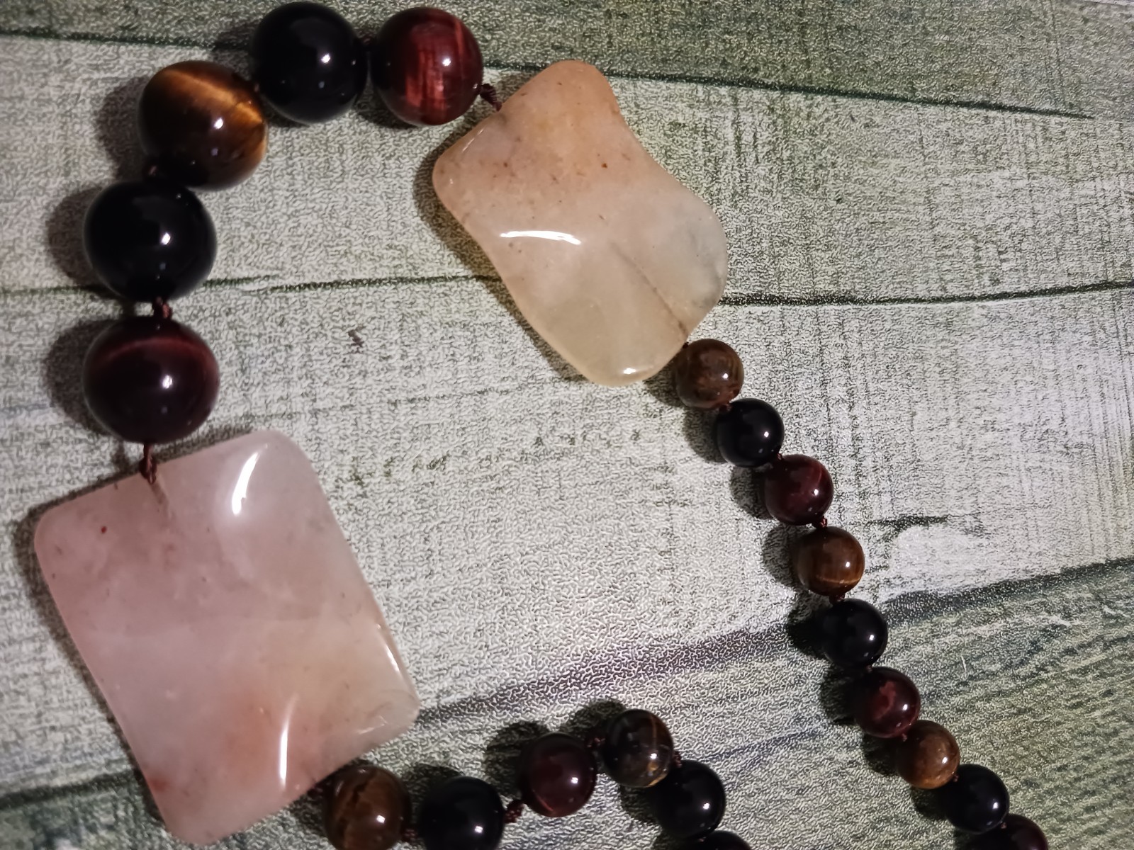 VINTAGE NATURAL YELLOW JADE TIGER’S EYE GEMSTONE NECKLACE 18K WHITE GOLD PLATED