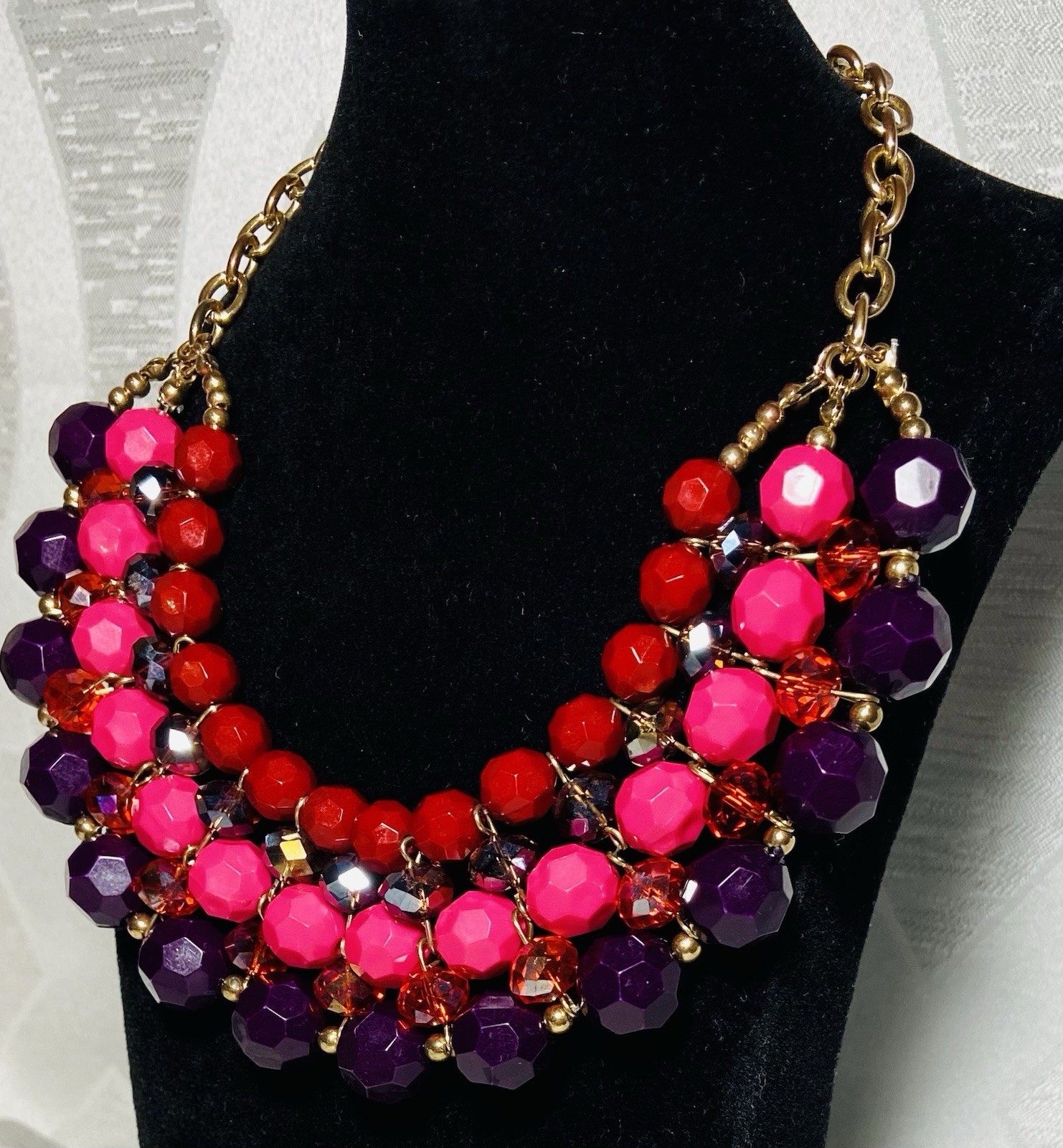 Vintage Chunky Beaded Statement Bib Necklace Pink Red Purple Red Gold Tone 18”