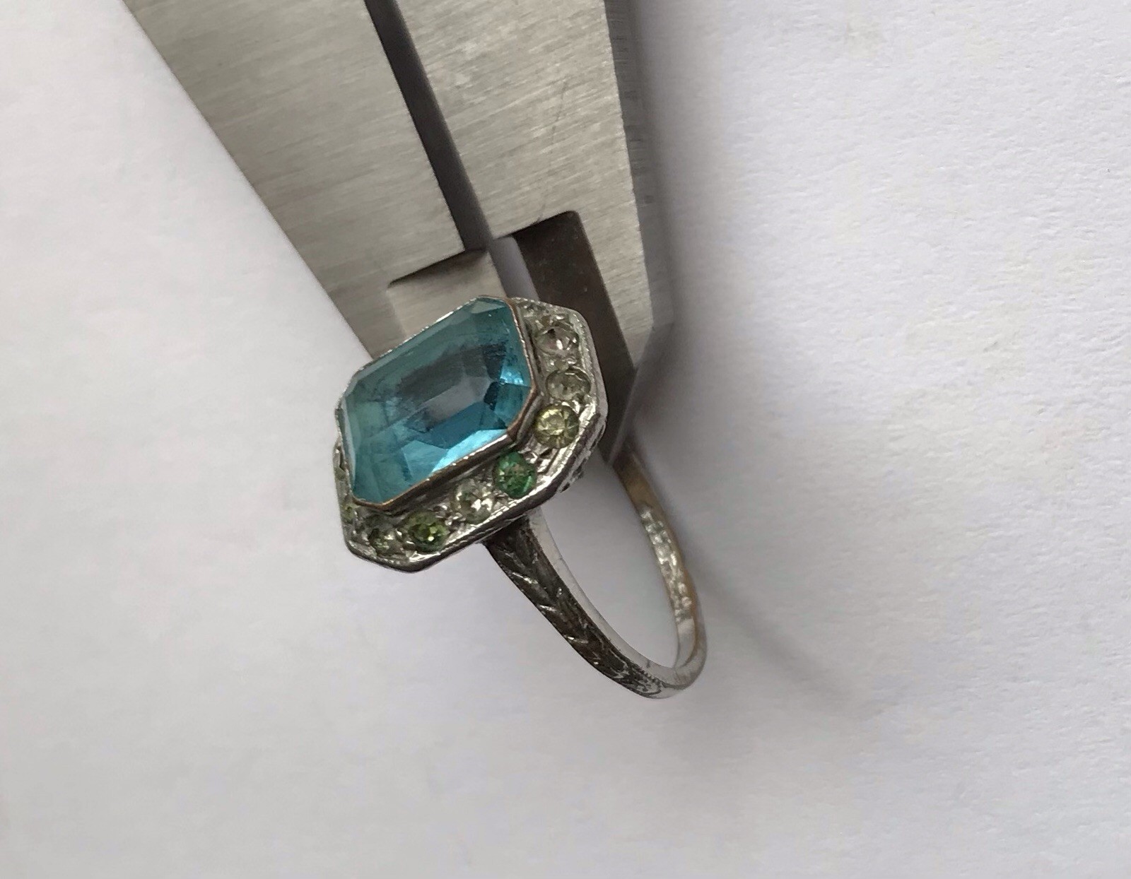 Vintage Art Deco Blue Crystal Ring Green & Clear Surround Approx Size 6.5 Silver
