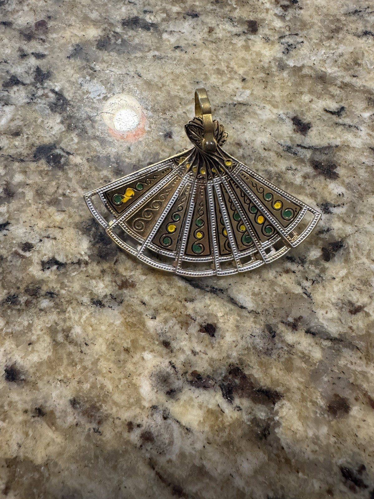 Vintage Expanding Fan Pin/Pendant ~ Gold Tone ~ Enamel
